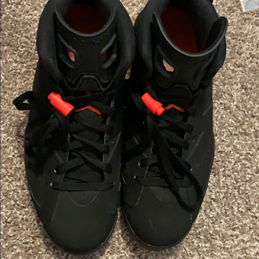 Nike Air Jordan Retro 6 size 9